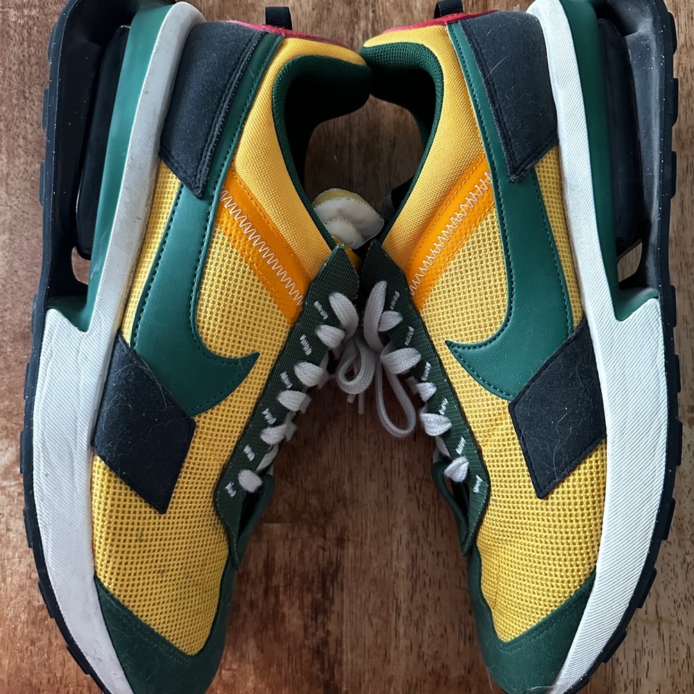 Nike Men's Sneakers Air Max Pre-Day Packers Colors